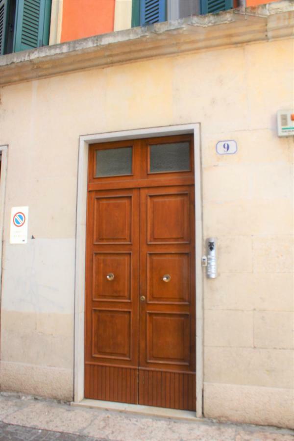 Fiore D'Arancio Luxury City Center Apartment Verona Kültér fotó