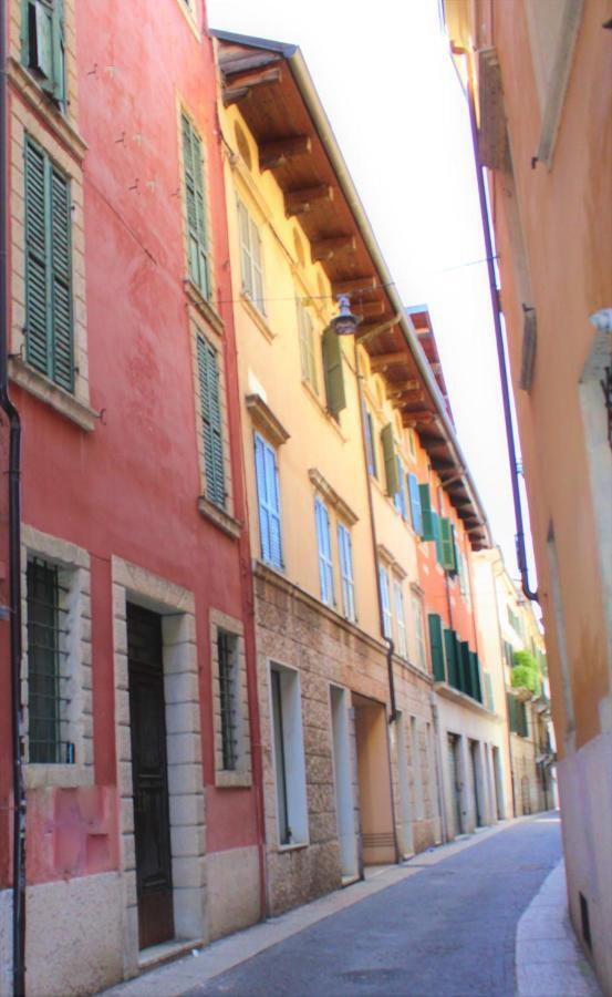 Fiore D'Arancio Luxury City Center Apartment Verona Kültér fotó